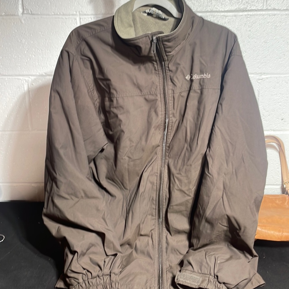 Size L men jacket Columbia